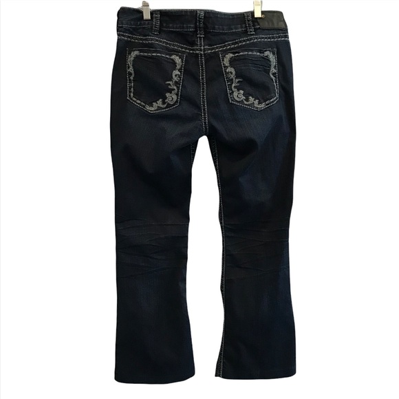 Silver Jeans Suki bootcut dark wash size 33